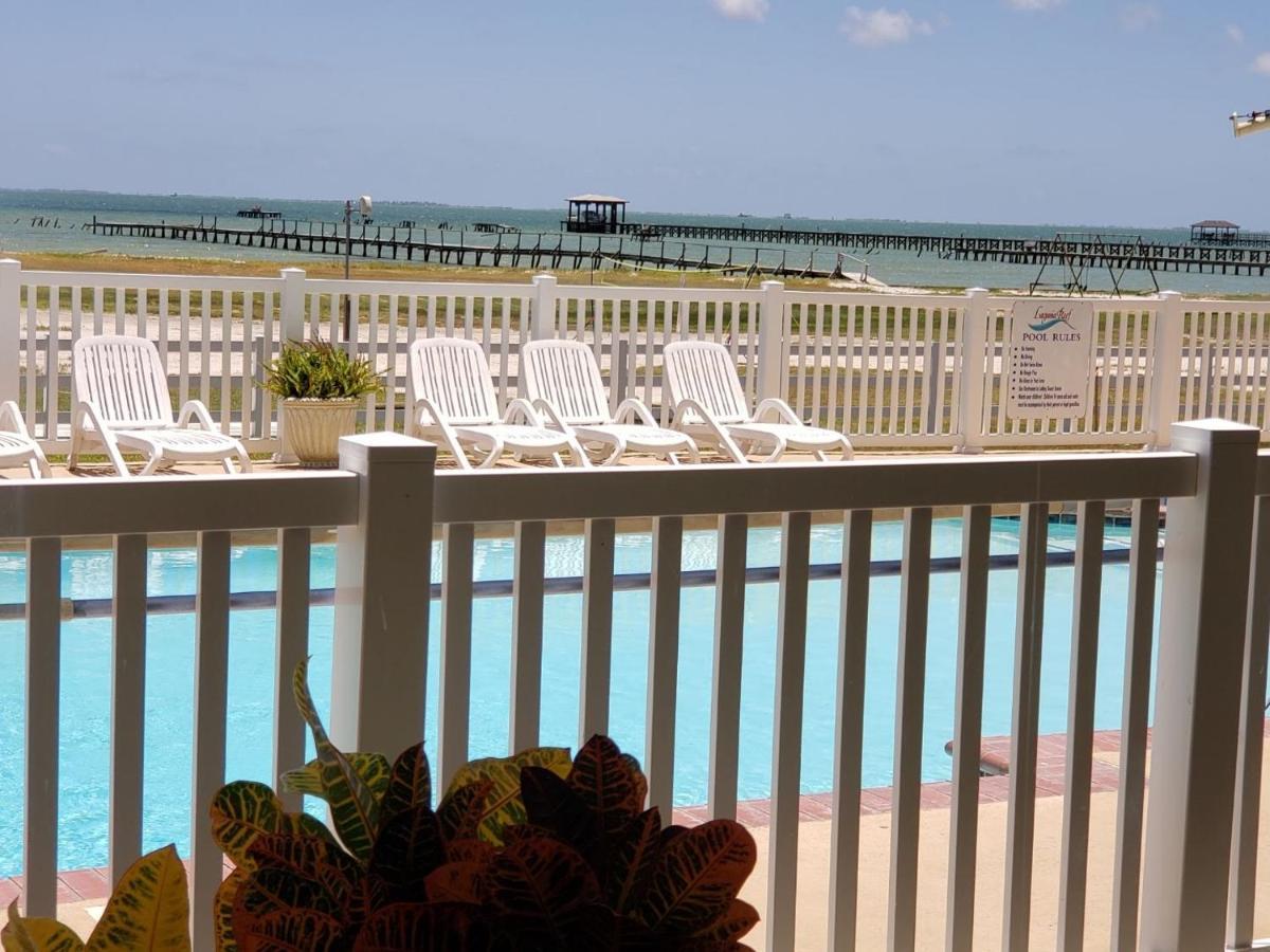 Benjamin'S Pier At Laguna Reef Resort Rockport Extérieur photo