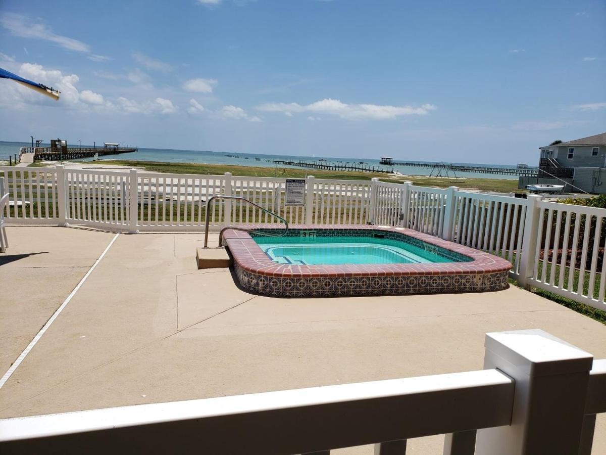 Benjamin'S Pier At Laguna Reef Resort Rockport Extérieur photo