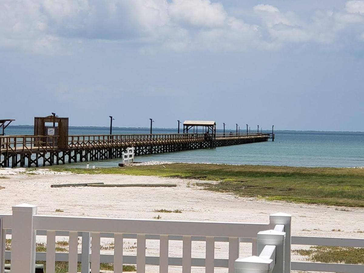 Benjamin'S Pier At Laguna Reef Resort Rockport Extérieur photo